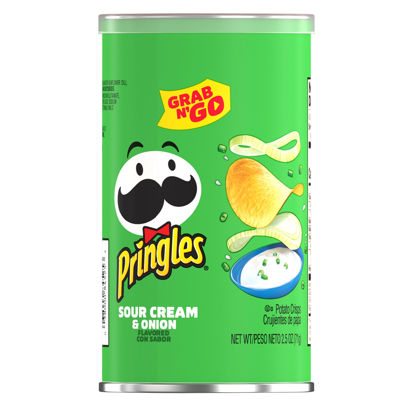 Pringles Potato Crisps Chips Sour Cream and Onion 2.5oz Grab N' Go