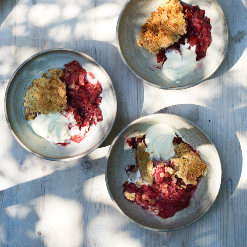 FieldGoods Apple & Blackberry Crumble - For Two, 350g