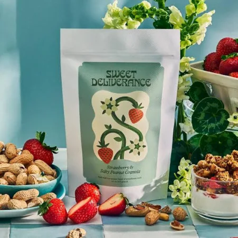 Sweet Deliverance Strawberry & Salty Peanut Granola, 8 oz