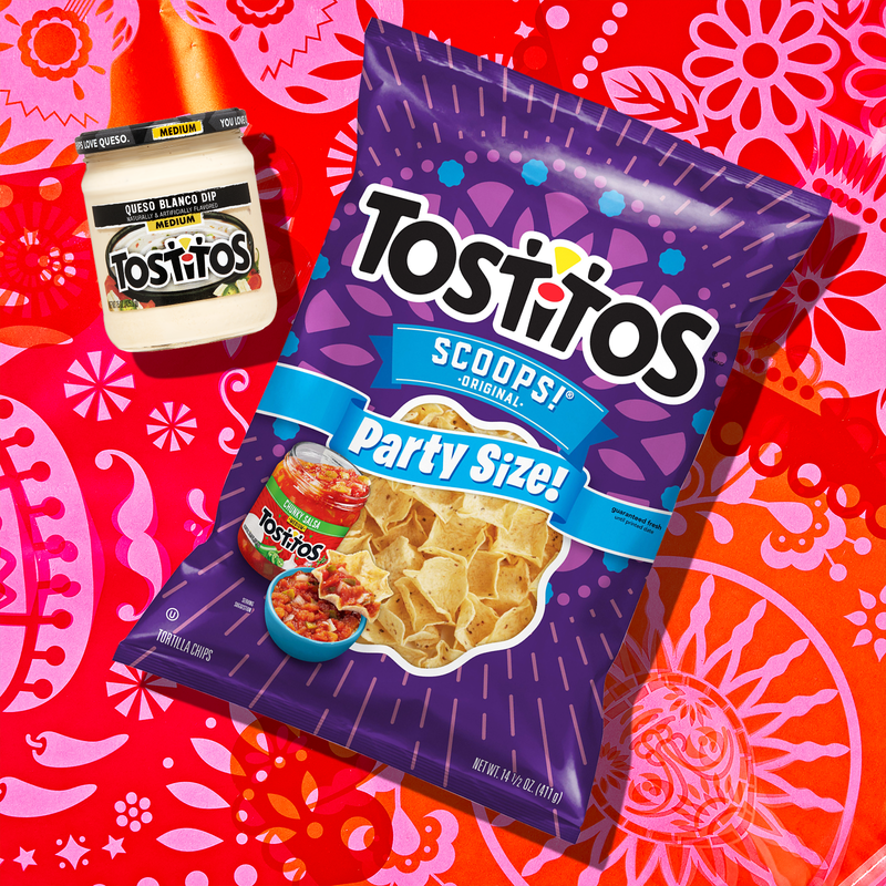 Tostitos Scoops Party  Size Chips & Tostitos Queso Blanco Dip