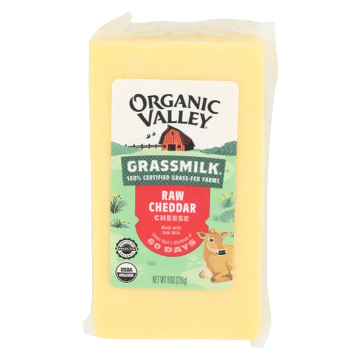 Organic Valley 100% Grass-fed Raw Sharp Cheddar Cheese - 8oz