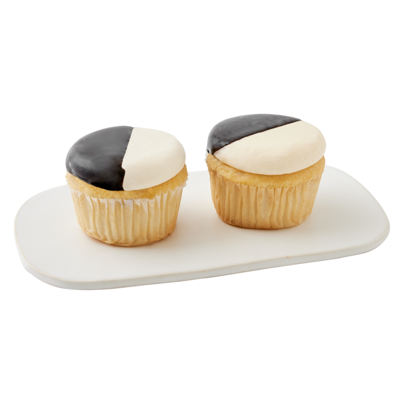 Gopuff x Magnolia Bakery Black & White Cupcakes
