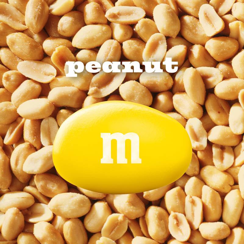 M&M's Peanut Milk Chocolate Candies Share Size, 3.27oz